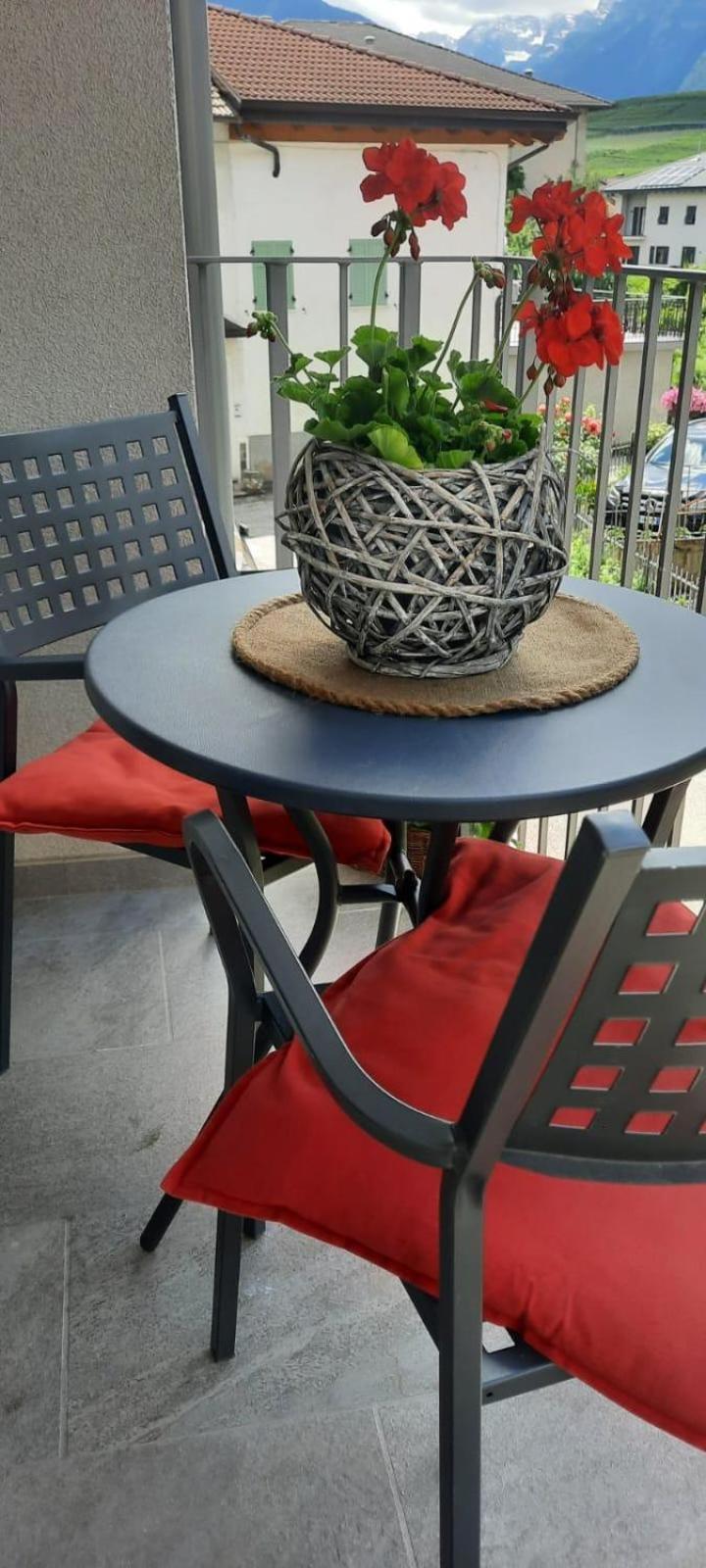 Orizzonti D'Anaunia Aparthotel Tassullo ภายนอก รูปภาพ